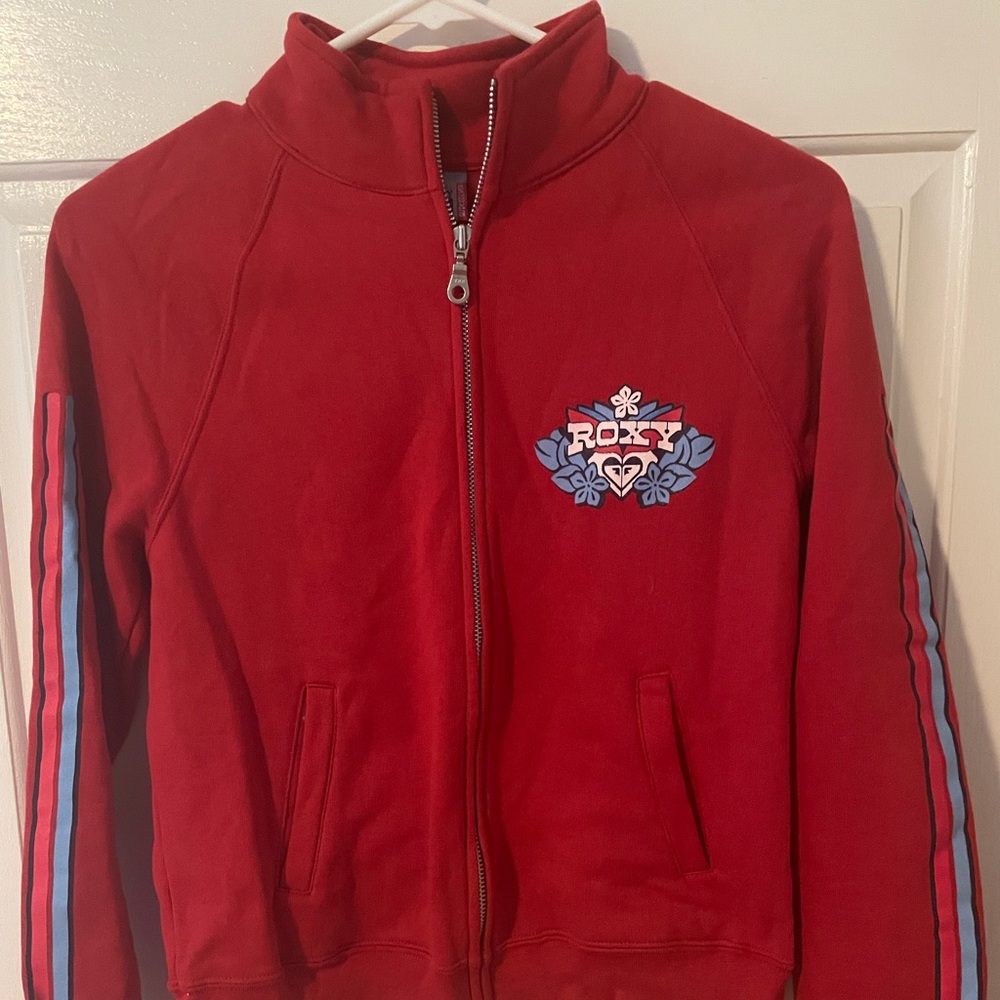 Vintage Roxy Red Zip-Up Hoodie with Blue Accent Stripes